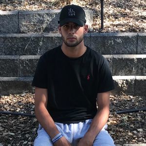 Meet your Posher, Brandon